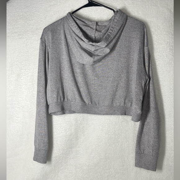 Cropped Hoodie - Picture 6 of 7